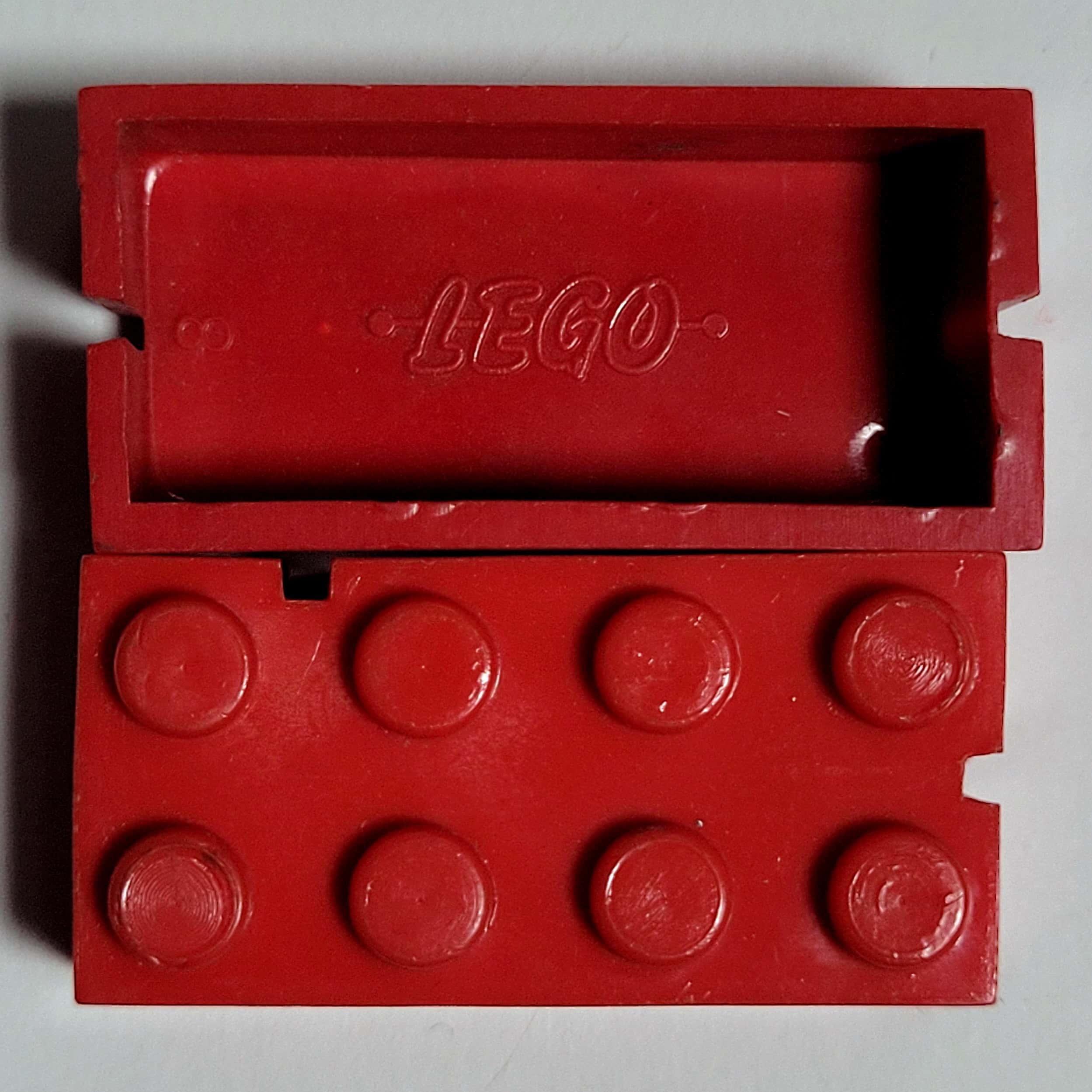 Red Danish 2x4 dogbone bricks