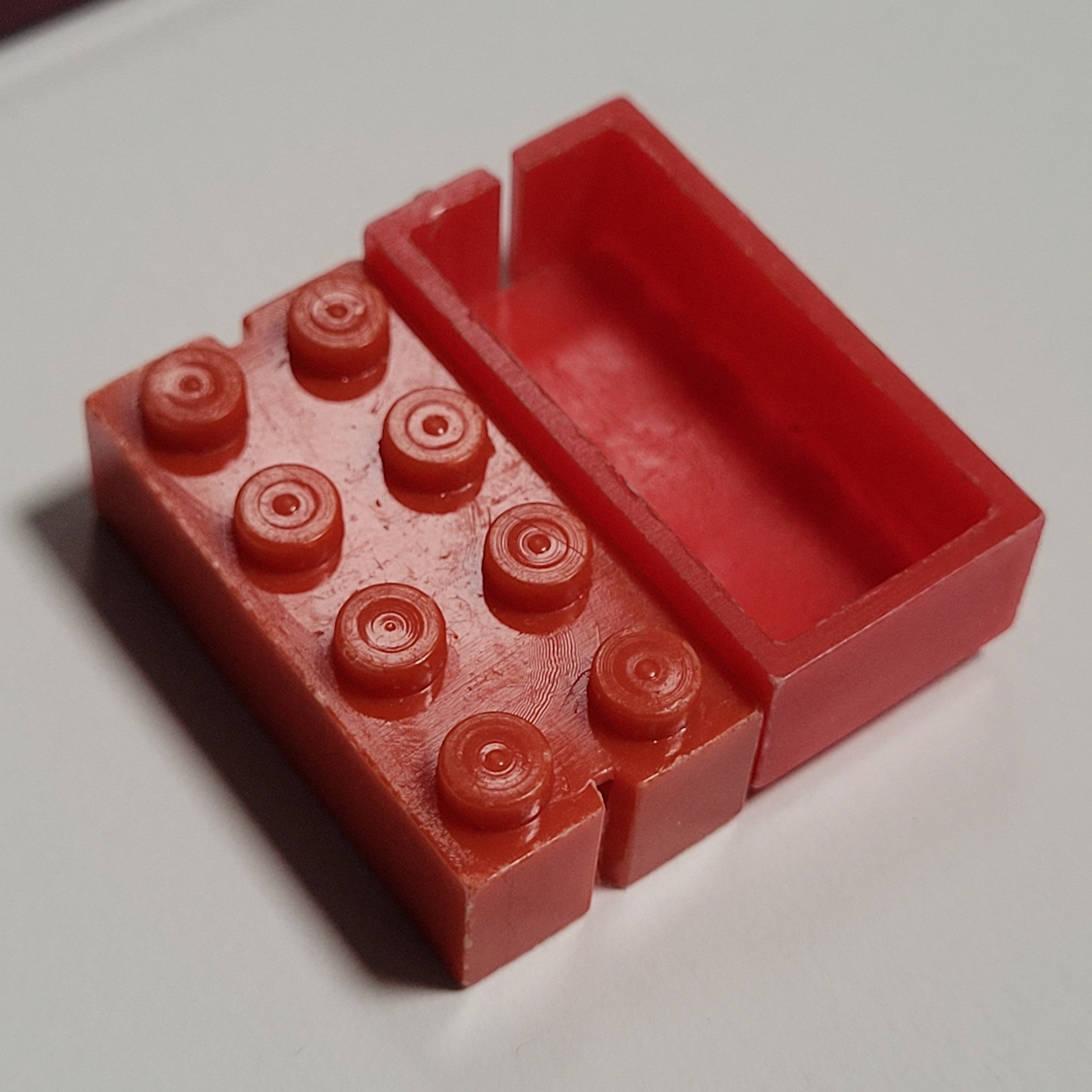 Byg Selv plastic brick closeup