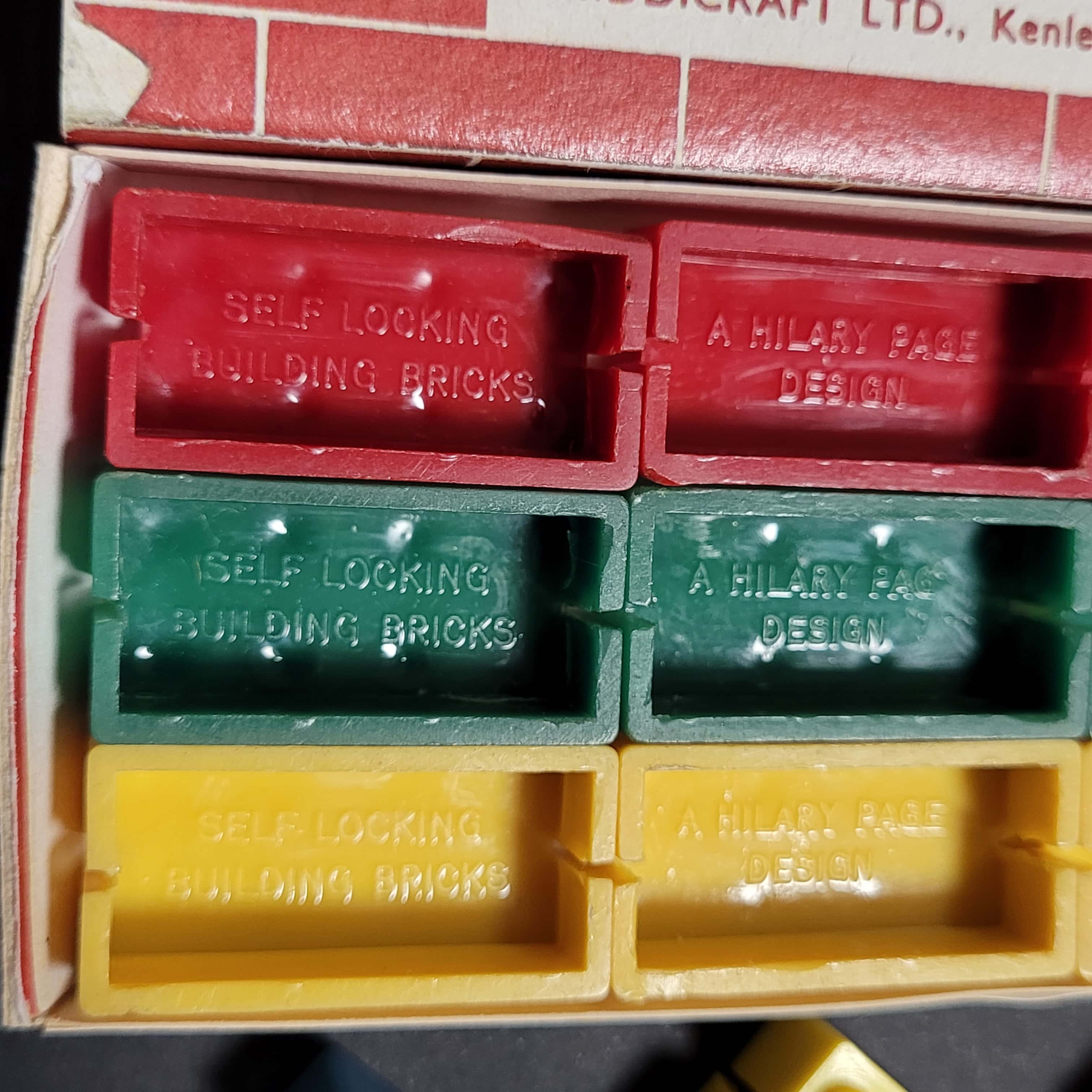 Kiddicraft bricks underside