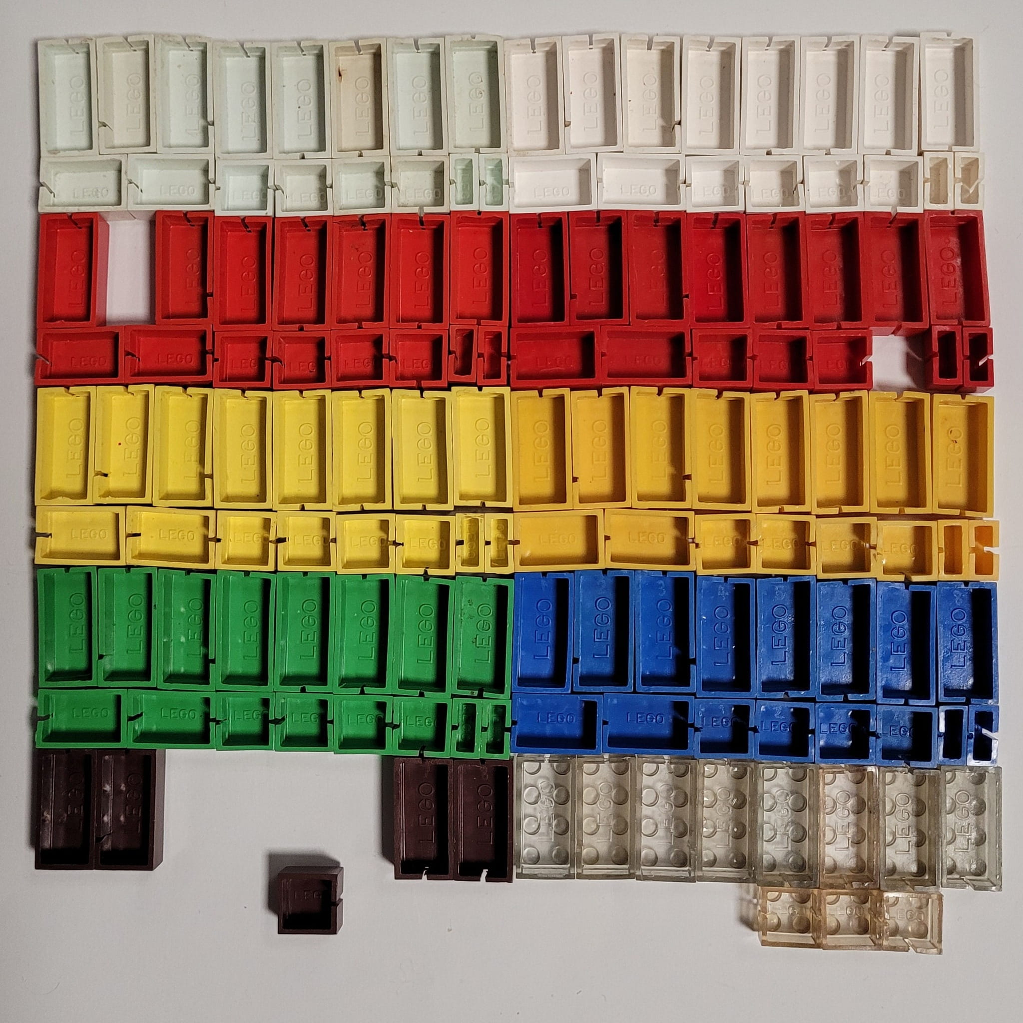 Red double logo Norwegian slotted LEGO brick
