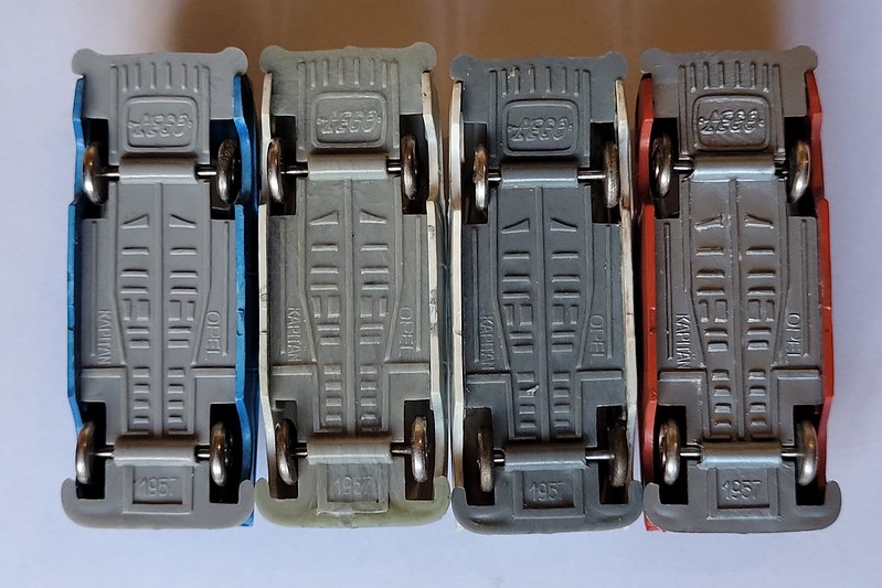 LEGO 1:87 Opel Kapitan undersides